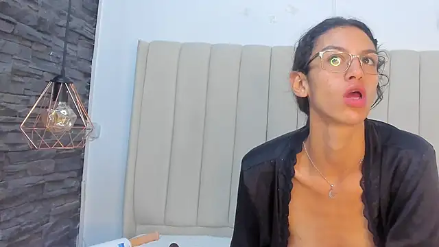 Abril_Castroo webcam