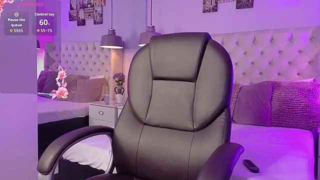 CarolineRodriz webcam