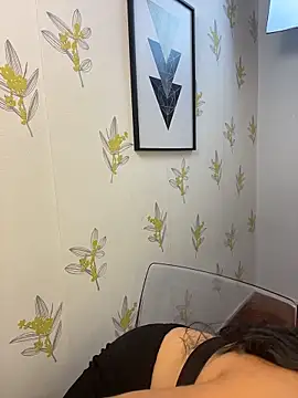 Laia_white live sex cam