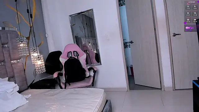 DomenicoRey live sex cam