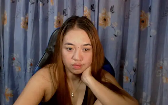 urlover_mae26 - Urlover_mae26's free webcam - UK Sex Cams