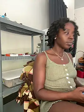 choclatepeaach webcam