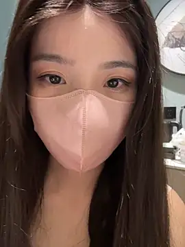 gougou13 live sex cam