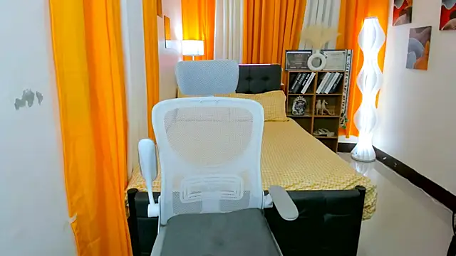 hotjessieempress webcam