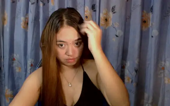 urlover_mae26 webcam
