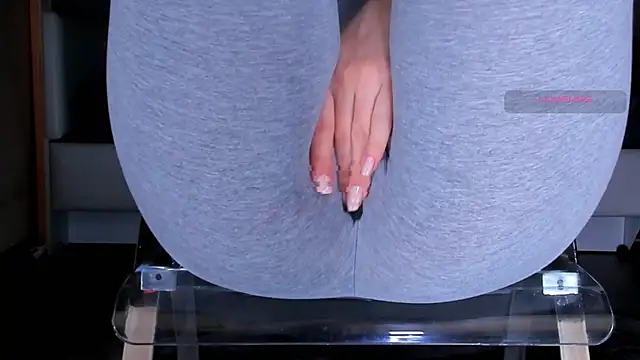 Cameltoe_squirt_inPants webcam