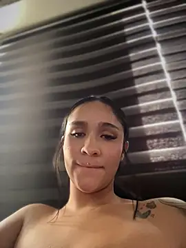 Isabella-Teen webcam