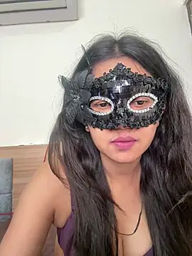 Webcam Model (raavigirl)  is live.Free join now!