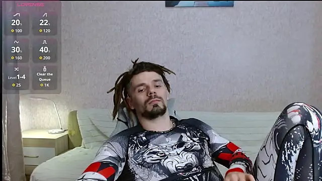 Aestheticguy101 webcam