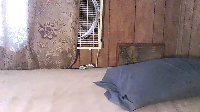 luke_thighwalker2469 webcam