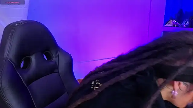 _sharlotte777 webcam