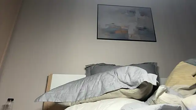 MissEvelynGlow webcam