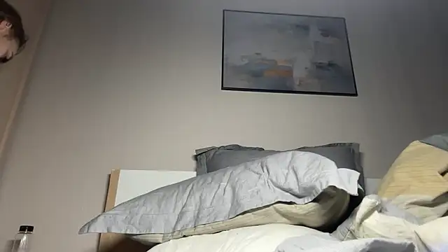 MissEvelynGlow webcam