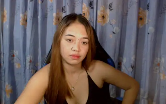 onlymaes_19 webcam