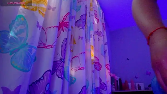 NicolleTaylor webcam