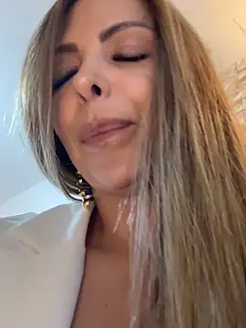 _Abril-Office1 webcam