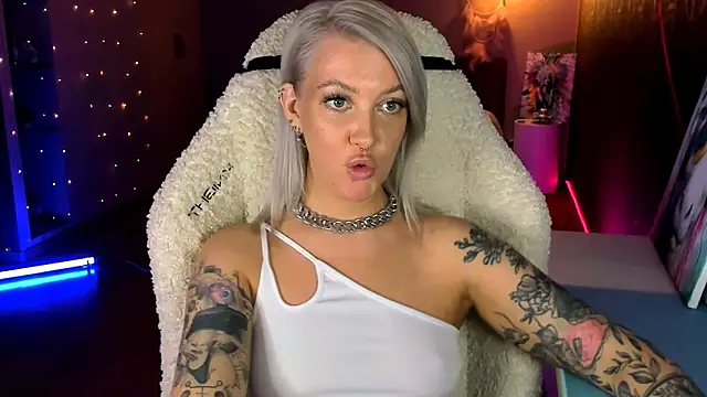 tykioty_Miley webcam