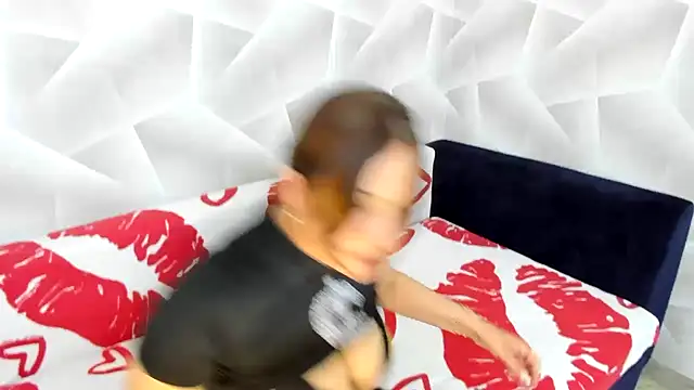 XLovely_LanaX webcam