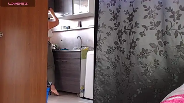 miia-big1boobs_ webcam