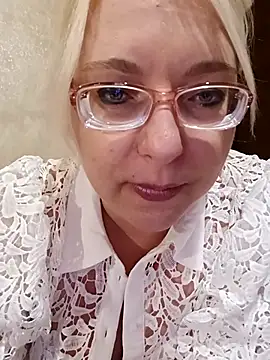 vikaking - VikaKing's free webcam - UK Sex Cams