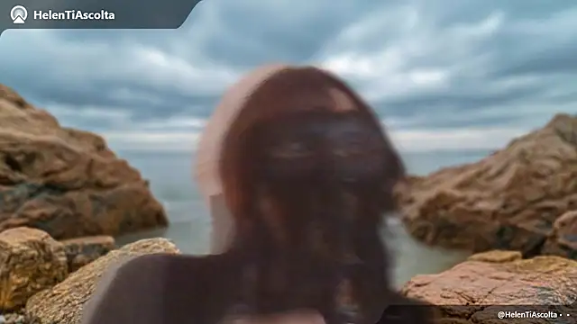 HelenTiAscolta webcam