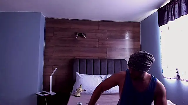 anthonylatynxd webcam