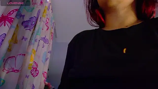 NicolleTaylor webcam