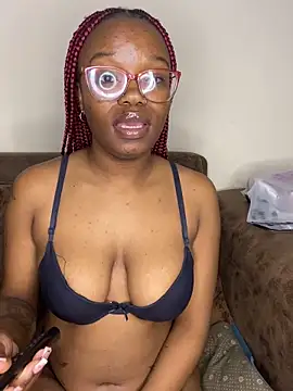 YummyMelanin117 webcam