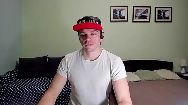 AlansonofDaddy webcam