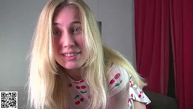 LovelyMiu webcam