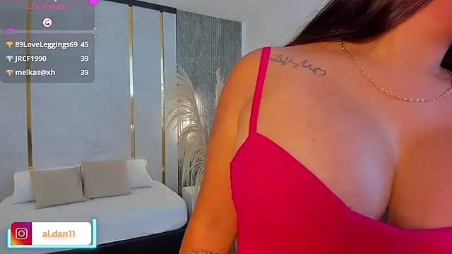 alana_dantes_ webcam