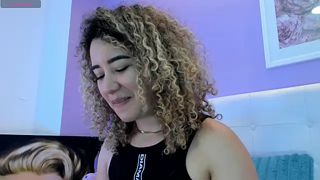 Charlotte11-11 webcam