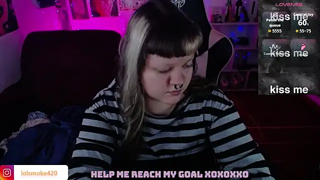 Bdsm_and_fries webcam