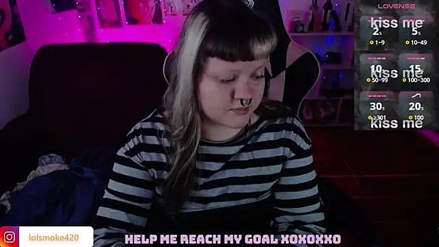 Bdsm_and_fries webcam