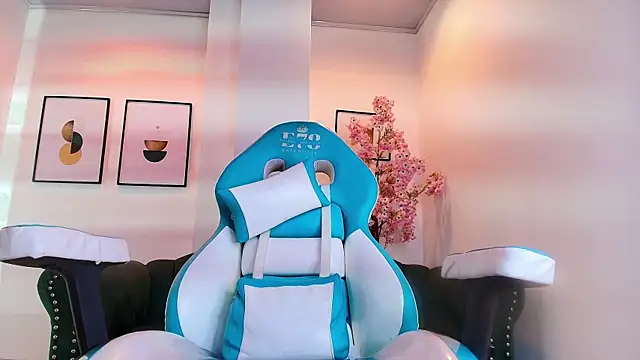 Velora_nigth live sex cam