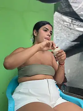 Kaily_Sweet16 webcam