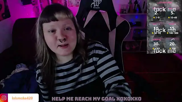 Bdsm_and_fries webcam