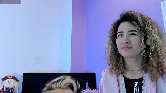 Charlotte11-11 webcam