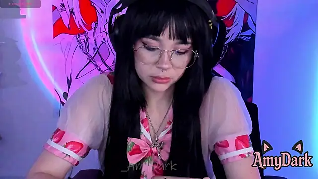 _AmyDark webcam