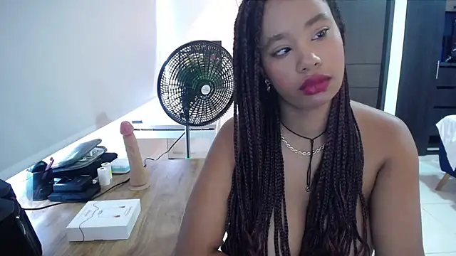 diabla_sexyboobs webcam