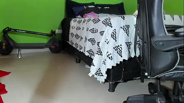 Arian_Pervert webcam