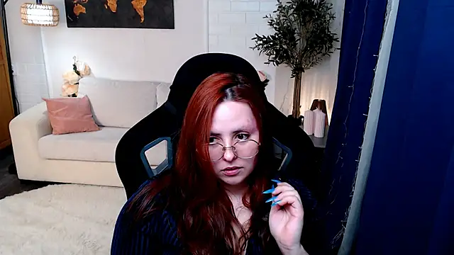 Hennessy_bunny webcam