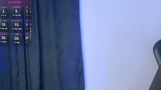 Luna_Dante_fox webcam