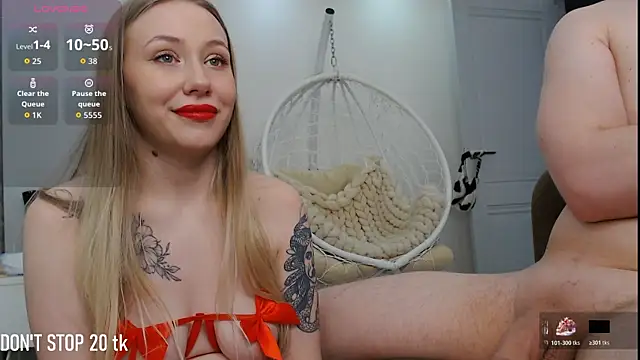 MikeXEmilia webcam