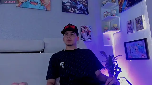 strong_rock69 webcam