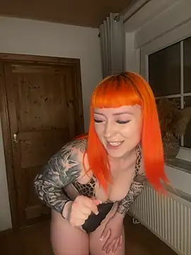 ScarletVixenLive webcam