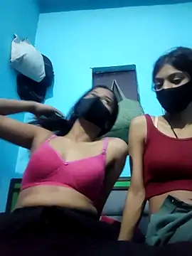 Aaradhya-Rani webcam
