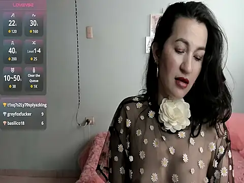 talia_mystic webcam