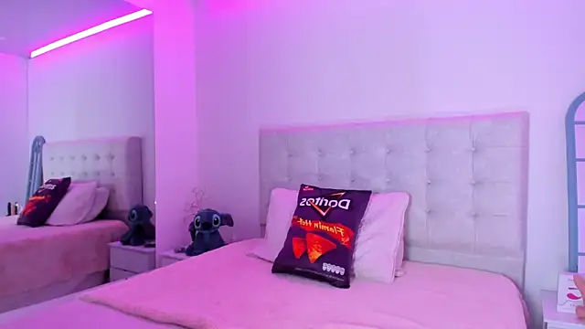 Vanessa_cruz_18 webcam