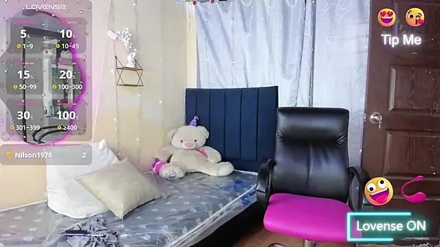 SamaraMaalouf_ webcam